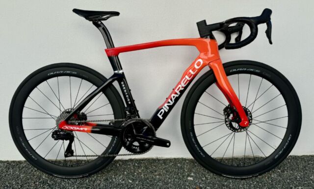 Pinarello Dogma F 2025