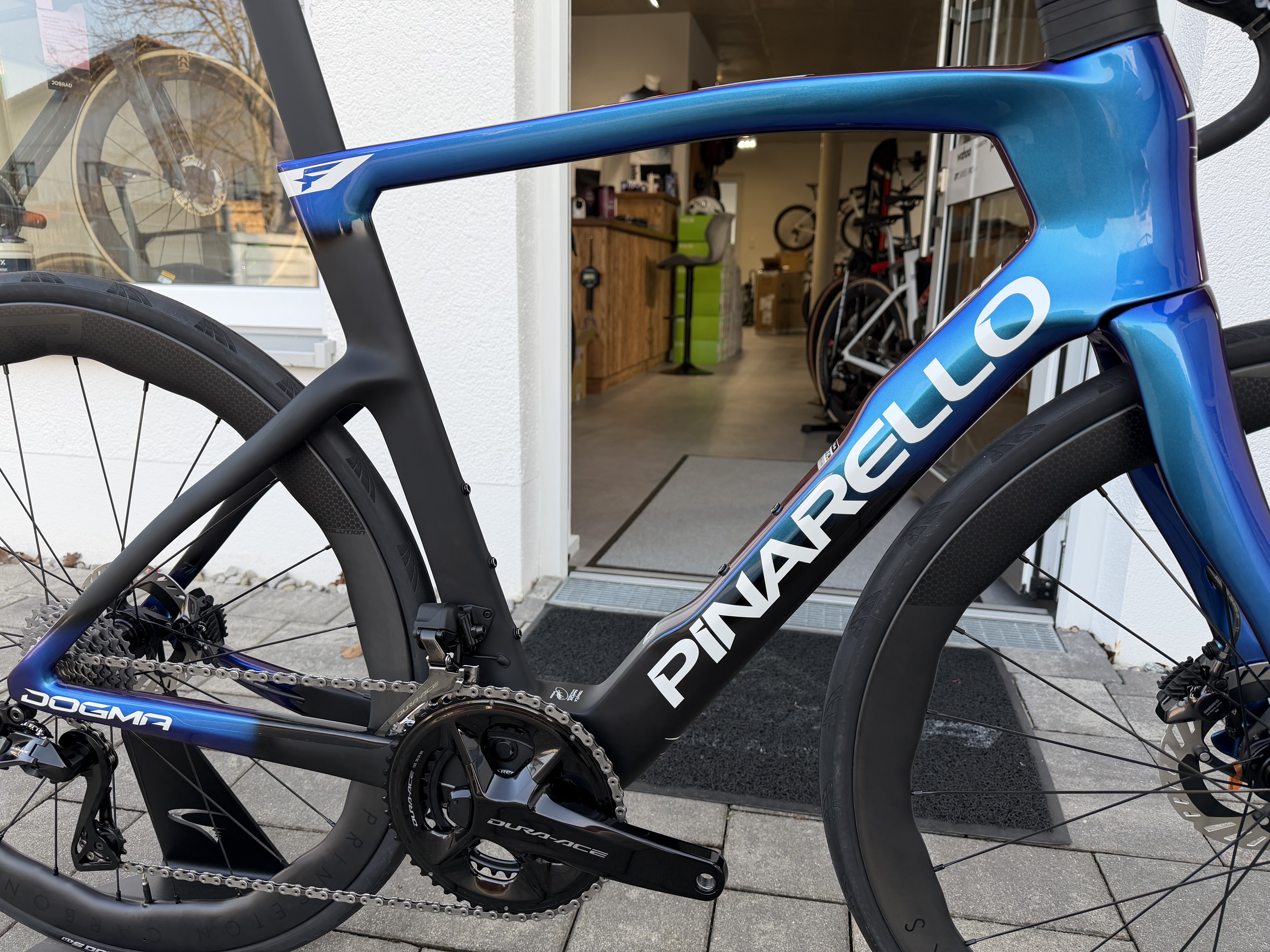 Pinarello Dogma F 560 Dura Ace DI2 PM – Bild 2